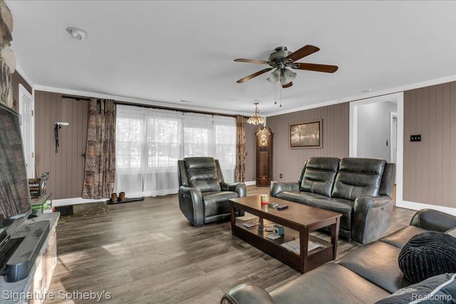 21769 Ulrich Street, Clinton Charter Township, MI 48036