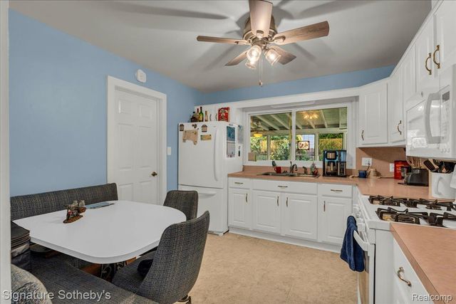 21769 Ulrich Street, Clinton Charter Township, MI 48036