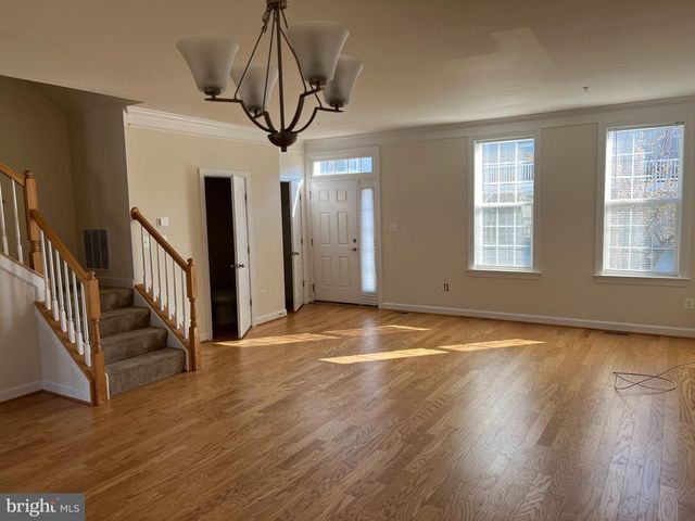 2104 GARDEN GROVE LN, Bowie, MD 20721