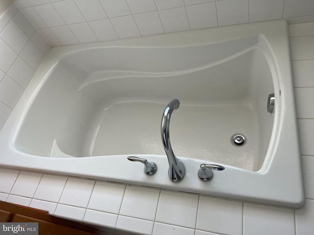 2104 GARDEN GROVE LN, Bowie, MD 20721