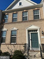 2104 GARDEN GROVE LN, Bowie, MD 20721