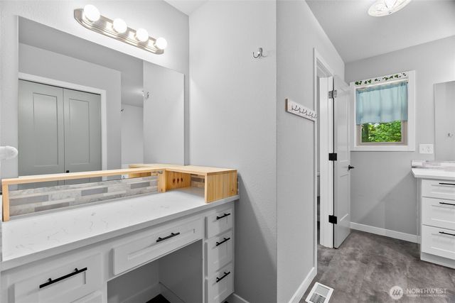 4539 Foxhall Drive NE, Olympia, WA 98516