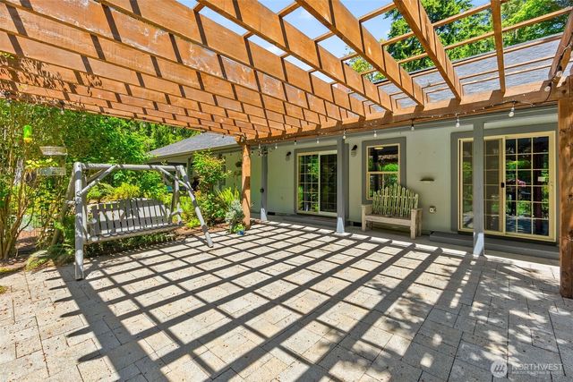 4539 Foxhall Drive NE, Olympia, WA 98516