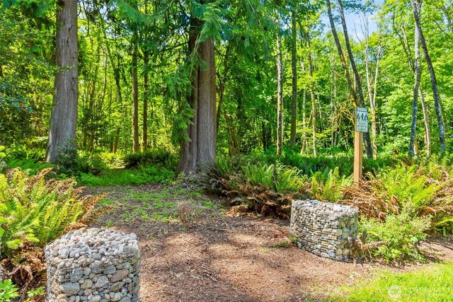4539 Foxhall Drive NE, Olympia, WA 98516
