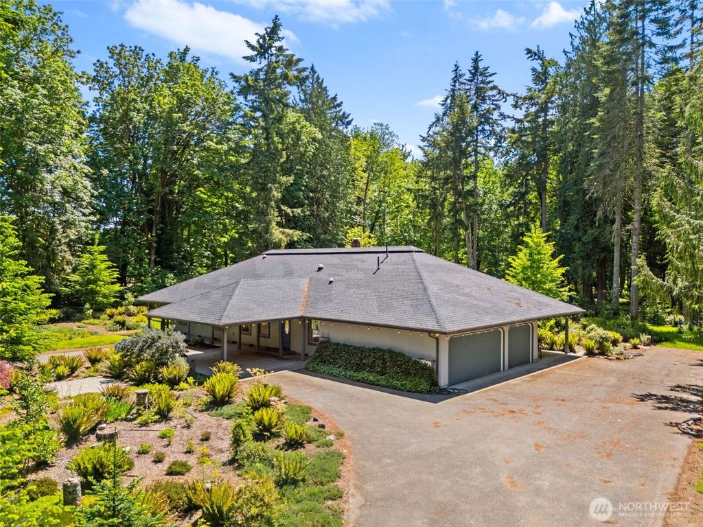 4539 Foxhall Drive NE, Olympia, WA 98516