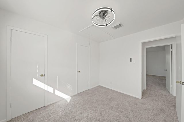 7949 Ellinger Lane, Houston, TX 77040