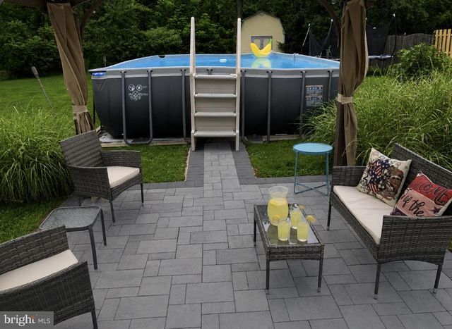106 E WILLIAMS AVE, Barrington, NJ 08007