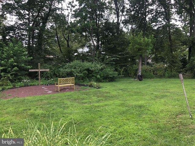 106 E WILLIAMS AVE, Barrington, NJ 08007