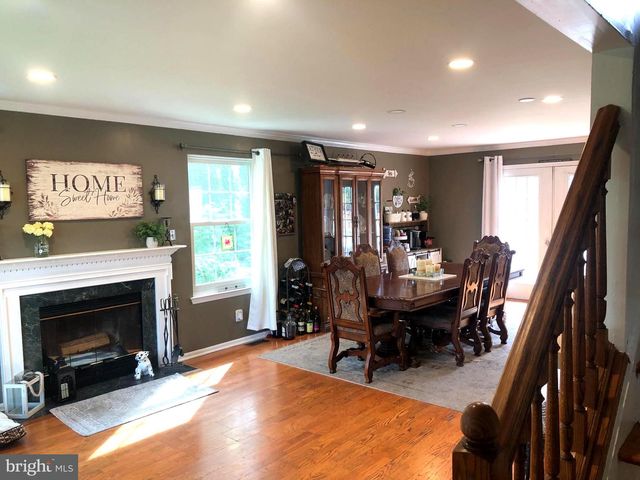 106 E WILLIAMS AVE, Barrington, NJ 08007
