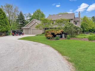 2307 W Willow Creek LANE, Sheboygan, WI 53083