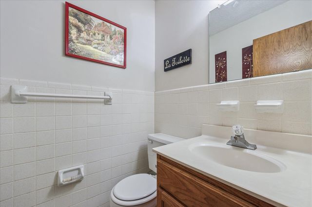 1500 S Main ST, Taylor, TX 76574