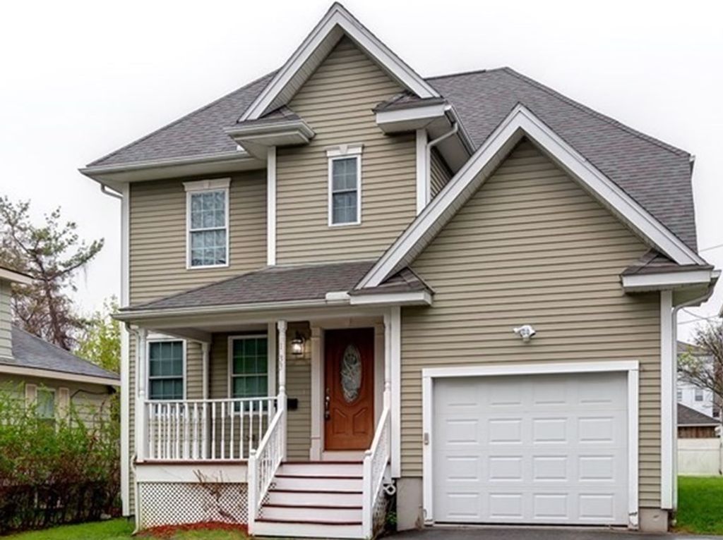 133 Puritan Ave, Worcester, MA 01604