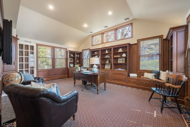 39 Oak Ridge Ave, Summit City, NJ 07901