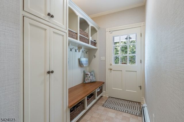 39 Oak Ridge Ave, Summit City, NJ 07901