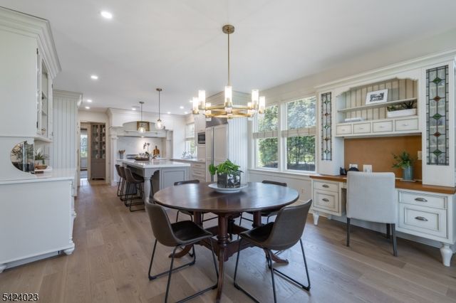 39 Oak Ridge Ave, Summit City, NJ 07901