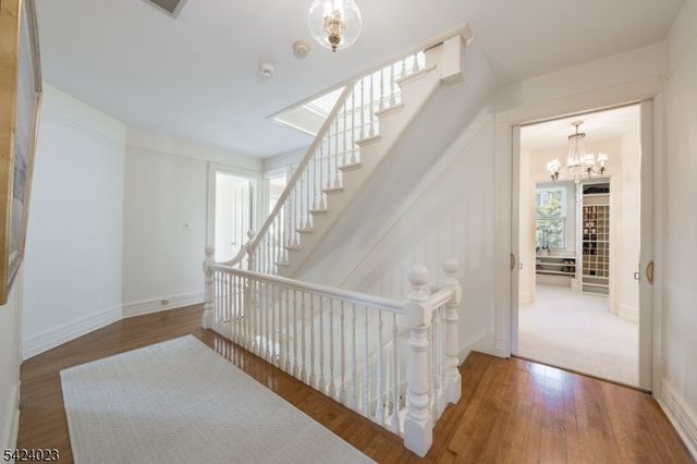 39 Oak Ridge Ave, Summit City, NJ 07901