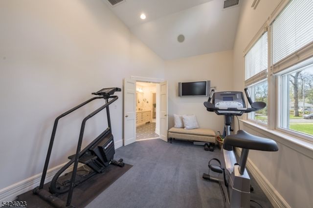 39 Oak Ridge Ave, Summit City, NJ 07901