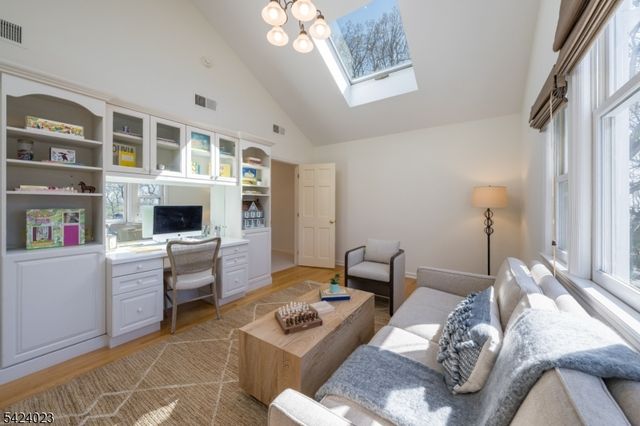 39 Oak Ridge Ave, Summit City, NJ 07901