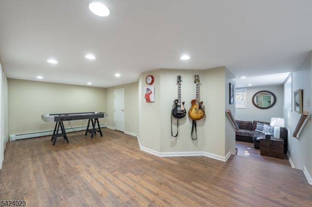 39 Oak Ridge Ave, Summit City, NJ 07901