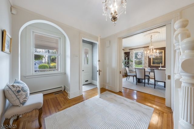 39 Oak Ridge Ave, Summit City, NJ 07901