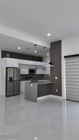 1414 Jefferson AVE, Lehigh Acres, FL 33972