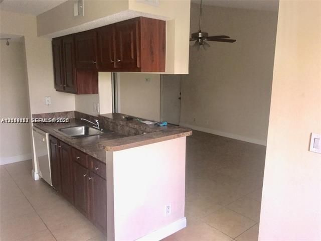 5686 Rock Island Rd 134, Tamarac, FL 33319