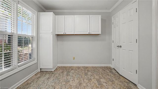 5305 Old Plantation Circle, Winston-salem, NC 27104