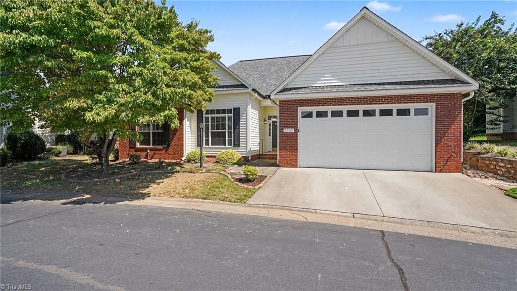5305 Old Plantation Circle, Winston-salem, NC 27104