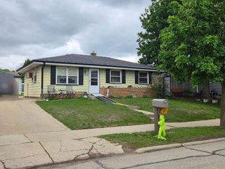 4608 39th AVENUE, Kenosha, WI 53144