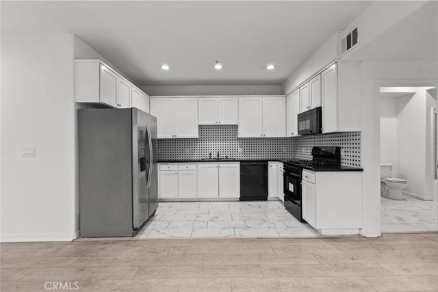 6320 Beck Avenue, North Hollywood, CA 91606