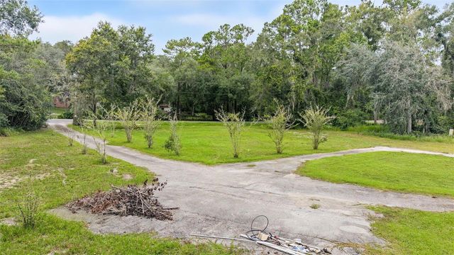 4250 BESSEMER ROAD, Brooksville, FL 34602