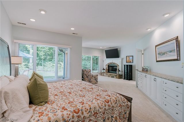 2816 Remington Point, Aurora, OH 44202