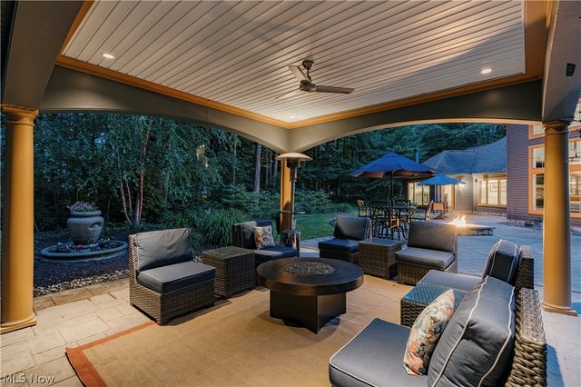 2816 Remington Point, Aurora, OH 44202