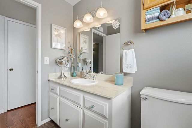 1273 Bundy Avenue, Clovis, CA 93611