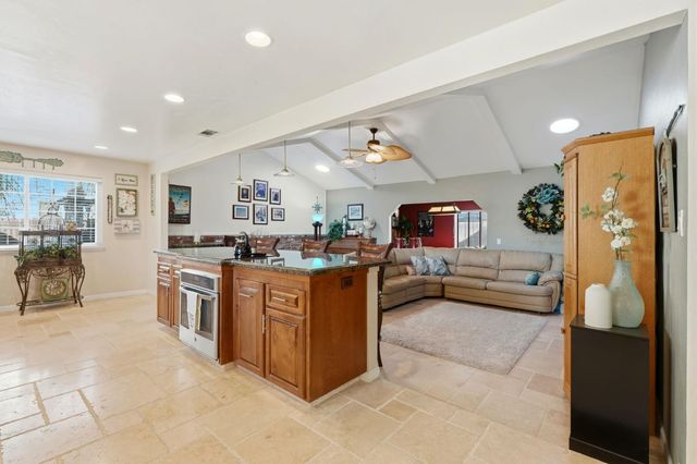 1273 Bundy Avenue, Clovis, CA 93611