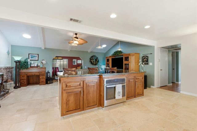 1273 Bundy Avenue, Clovis, CA 93611