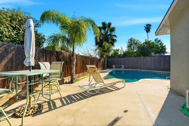 1273 Bundy Avenue, Clovis, CA 93611