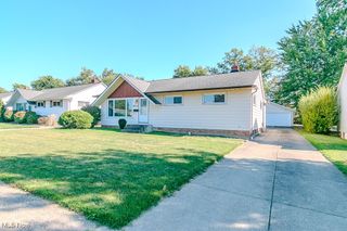 6132 Westerham Road, Mayfield Heights, OH 44124
