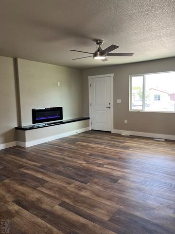 522 Columbia Ave, Swink, CO 81077