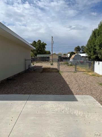 522 Columbia Ave, Swink, CO 81077