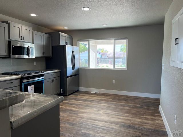 522 Columbia Ave, Swink, CO 81077