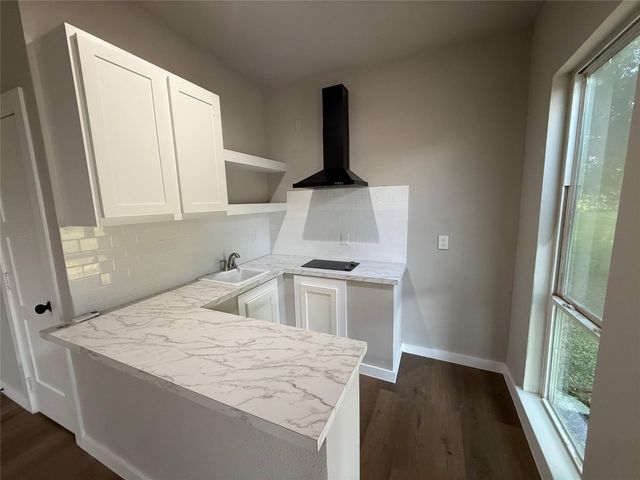4306 Pine Meadow Drive, Richmond, TX 77469