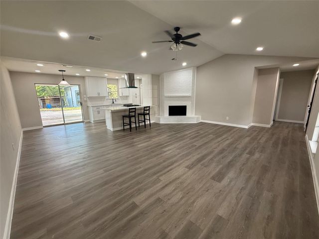 4306 Pine Meadow Drive, Richmond, TX 77469