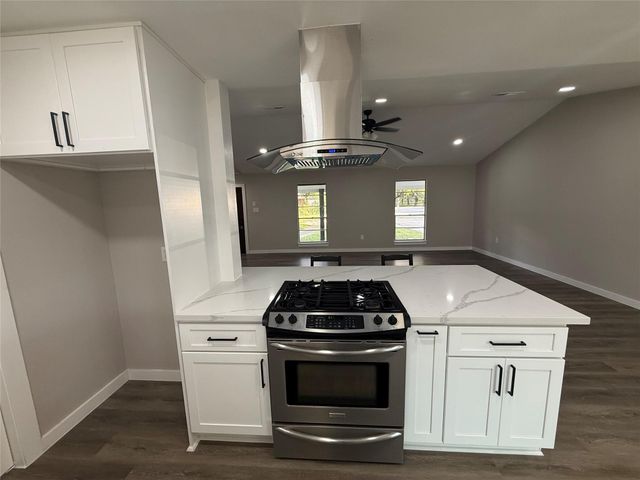 4306 Pine Meadow Drive, Richmond, TX 77469