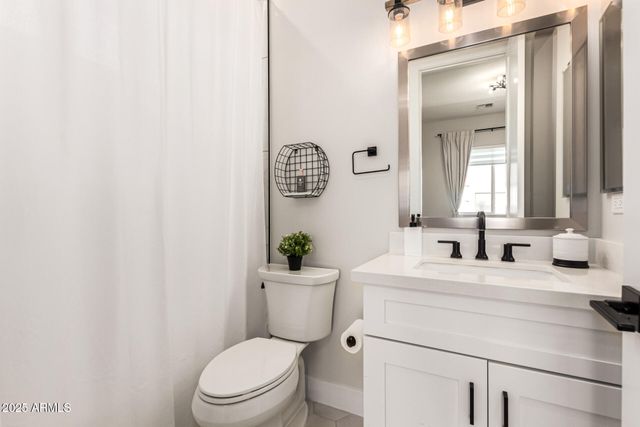 37227 N 11TH Avenue, Phoenix, AZ 85086