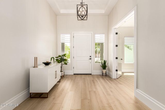 37227 N 11TH Avenue, Phoenix, AZ 85086