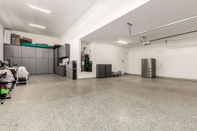 37227 N 11TH Avenue, Phoenix, AZ 85086