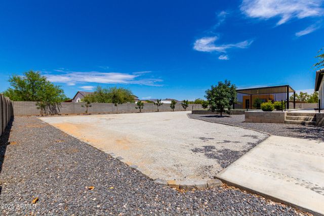 37227 N 11TH Avenue, Phoenix, AZ 85086