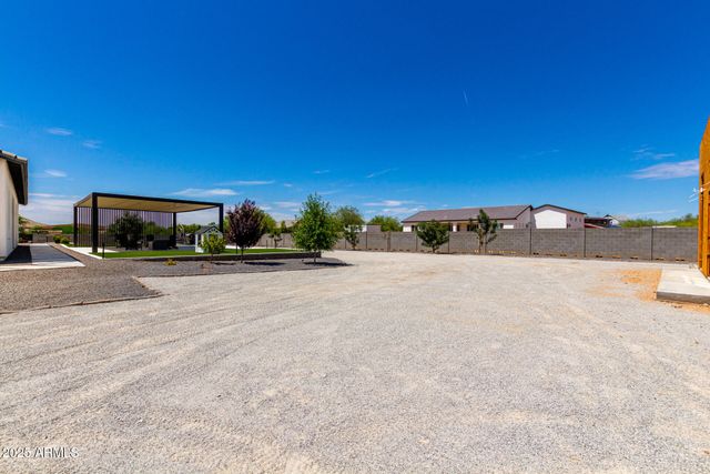 37227 N 11TH Avenue, Phoenix, AZ 85086