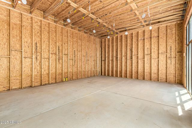 37227 N 11TH Avenue, Phoenix, AZ 85086